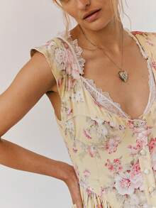 Women Boho Graphic Mini Dress Ruffle Strap A Line Sundress Graffiti Short Babydoll Dress Floral Going Out Dresses