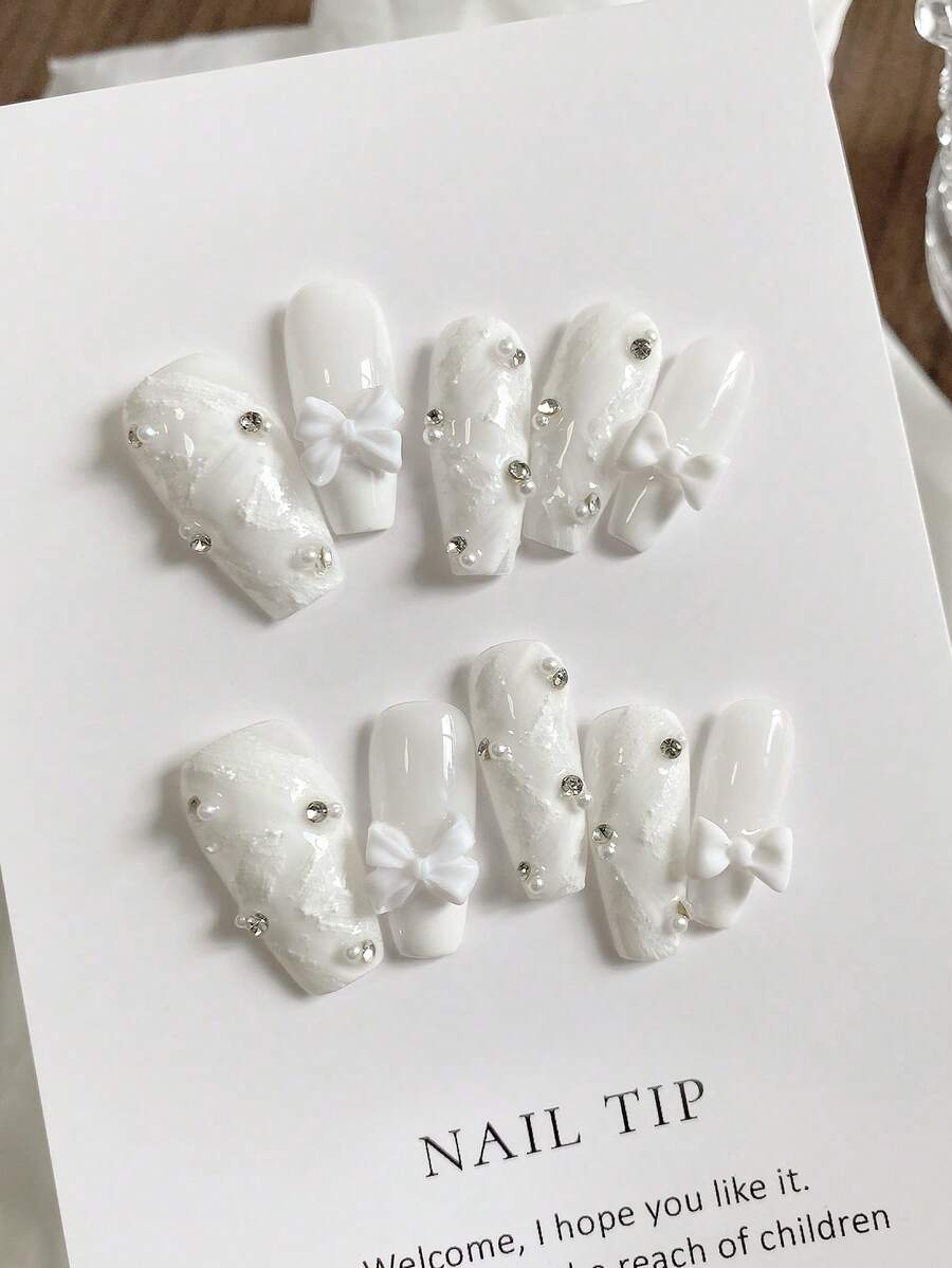 Nœud en gypse blanc pur luxueux fait main, portable, style américain vintage, ongles à clipser, manucure haut de gamme convenant aux fêtes, anniversaires, rassemblements, fournitures pour nail art, ongles à clipser faits main - Blanc - Voir 1