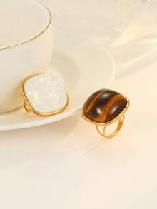 2 piezas Juego de anillos abiertos cuadrados de acero inoxidable dorado con piedras de resina blanca y resina marrón, exagerado y elegante, adecuado para decoración diaria de mujeres o regalos, también se puede comprar individualmente