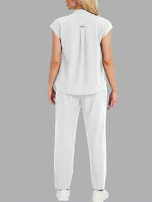 cimmuovere Conjunto de uniforme de top holgado sin mangas de cuello alto y pantalones con múltiples bolsillos prácticos para tallas grandes - Blanco - Ver 2