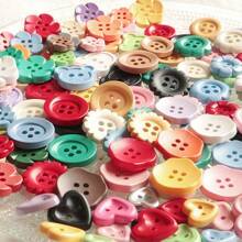 10/20/30pcs Mixed-Color Heart/Circle/Flower/Bear Spray-Painted Plastic Buttons For Sweaters, Knitted Cardigans, Coats And Diy Accessories