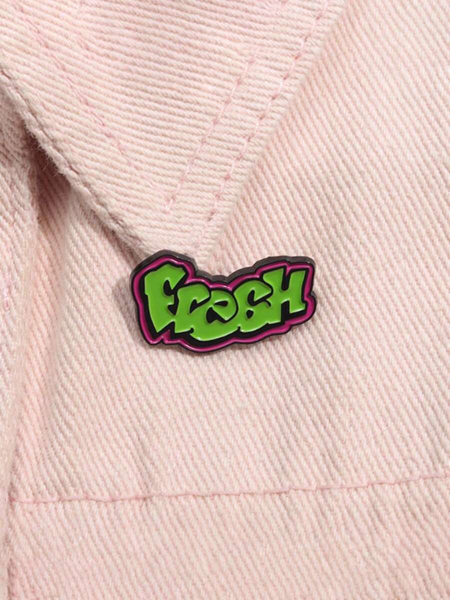 Party Broschen, einzigartig gestaltete Metallabzeichen, Anstecknadeln und lustige Party-Geschenke, die an Klassenkameraden und Freunde verschenkt werden können. Sie können an Jacken und Kleidung für einen stilvollen Touch angesteckt werden. Diese Broschen sind perfekt für Partyveranstaltungen.