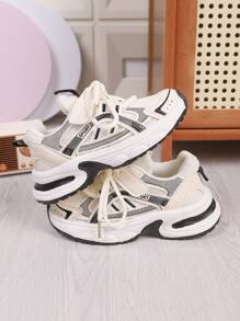 1双儿童防滑厚底运动鞋，透气网面女童网球鞋，舒适百搭儿童休闲鞋，便捷魔术贴设计 - 黑色 - 查看 6