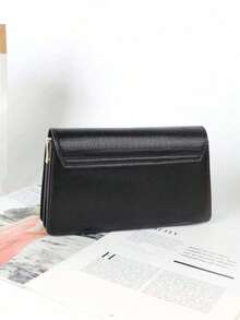 Túi đeo vai nắp gập thời trang họa tiết da cá sấu dập nổi - màu đen - Xem 2