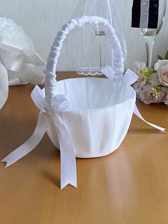 1 pieza Cesta de pétalos blancos, Cesta de flores con lazo de satén, Adecuada para bodas