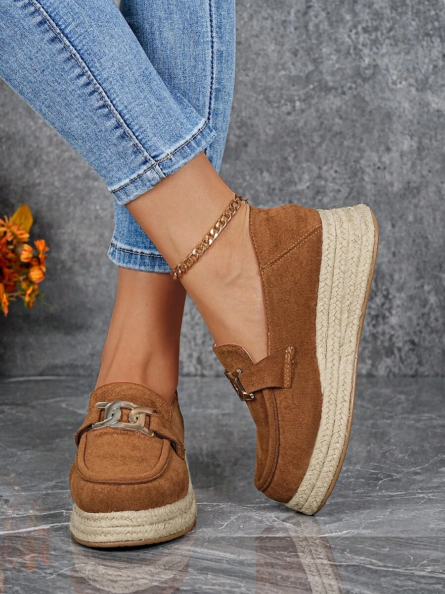 Nuove scarpe da donna con suola in canapa, comode zeppe e platform, con decorazione a catena metallica, casual slip-on, adatte per primavera/estate e tutte le stagioni