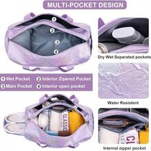 BLUBOON Bolsa de lona para niñas y niños, bonita bolsa de gimnasio con compartimento para zapatos y separación para objetos húmedos, impermeable, para deportes durante la noche - Púrpura metálico - Ver 2