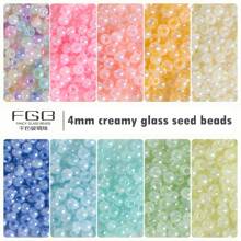 4mm 360 piezas Cuentas de vidrio, 13 colores 6/0 Pequeñas cuentas artesanales, Pequeñas cuentas espaciadoras para hacer joyas DIY, pulseras, collares y manualidades, agujero de 1,2mm