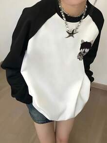 女式棉质拼色插肩袖 T 恤，印有可爱狗狗字母图案，休闲基本款分层长袖宽松百搭 T 恤，适合日常穿着和通勤 - 白色 - 查看 2