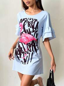 Playera Oversized Azul con Estampado de Flamenco y Volantes – ¡Estilo Divertido y Original! - Blanco - Ver 2