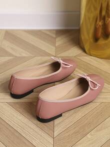 European & American Fashion Solid Color Ballet Bowknot Flat Shoes, Outdoor Spring/Autumn Ladies Slip-On Soft Leather Flat Shoes