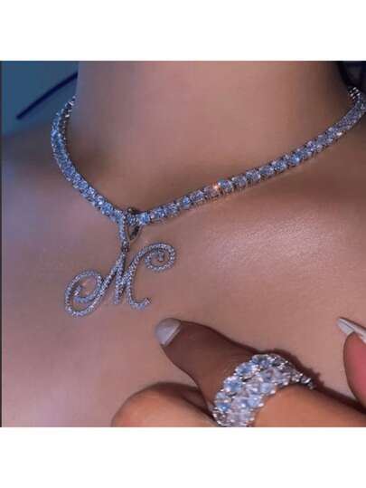 A-Z Stylish Crystal Initial Necklace For Women, Fashionable Silver-Tone Slanted Letter Pendant Necklace, Suitable For Jewelry Lovers, Valentine's Day Gift, Carnival Jewelry, Hip-Hop Style, Random Clasp Design