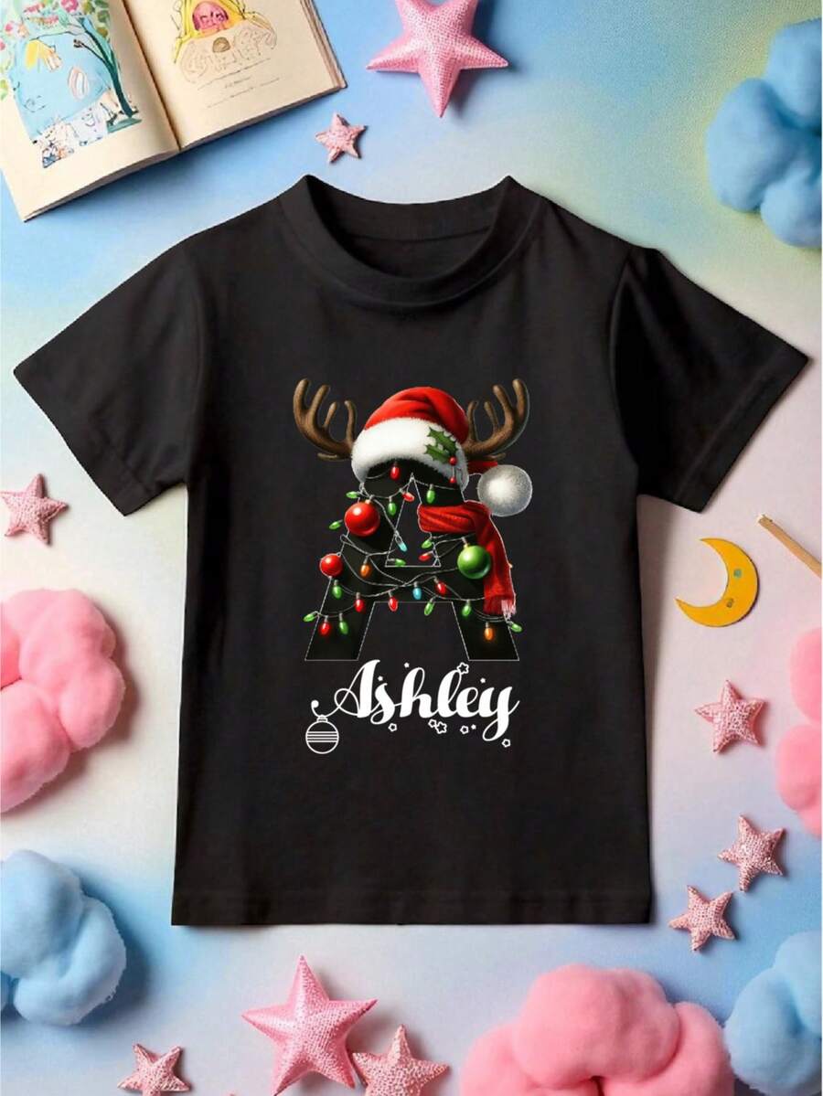 Personalized Family Christmas Alphabet Kids Shirt, Custom Name 2025 Family Matching Christmas Toddler And Youth T-Shirt, Customized Christmas Lights, Winter Holiday Gift, Cousin Crew. CU-53 - 黑色 - 查看 1