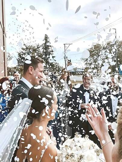 1000颗心形纸屑，适用于新娘送礼会装饰、婚礼装饰、订婚装饰、婚宴餐桌装饰、婚礼用品、派对装饰、订婚派对装饰、心形纸屑、情人节婚礼派对回礼、心形纸屑、气球填充物、DIY庆祝活动、纸屑、婚礼装饰派对回礼、房间装饰、新娘