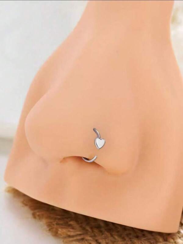 1 Pair 18K Gold Plated Fashionable Heart Shaped Nose Stud, Suitable For Women's Daily Wear And Holiday Gifts