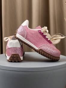 Este par de zapatos deportivos de moda para niños presenta un diseño de corte de color, lo que los hace versátiles y prácticos para que los niños y niñas los usen en actividades al aire libre, compras y viajes. Como zapato deportivo para estudiantes, es una opción ideal para que los niños y niñas los usen en los deportes del campus. - Rosa - Ver 4