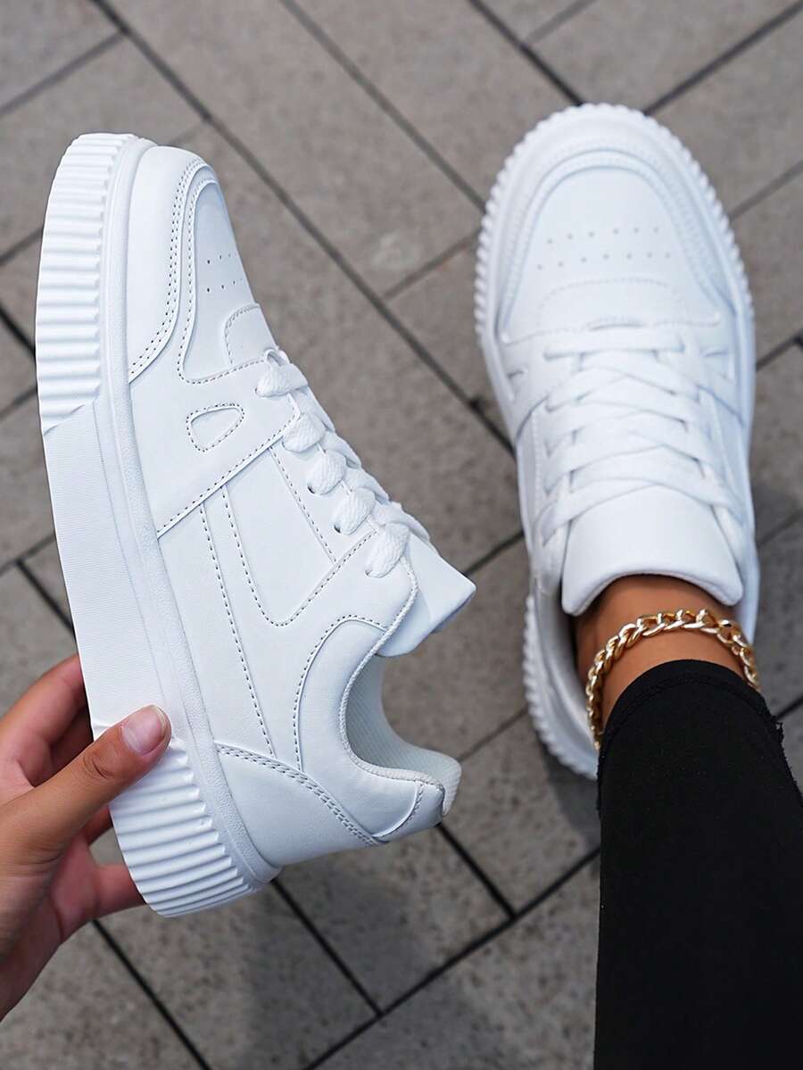 Women's White Stitch-Detail Comfort Sneakers - Gold Accent Urban Wear Shoes, Year-Round Everyday Lift With Secure Fit - 白色 - 查看 1
