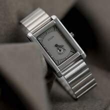 1 件男士高端简约低调方形表盘防水石英手表，休闲日常佩戴