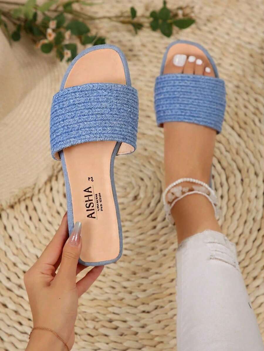 Sandalia flat versátil, ideal para vacaciones, días de paseo o looks relajados de fin de semana - Azul - Ver 1