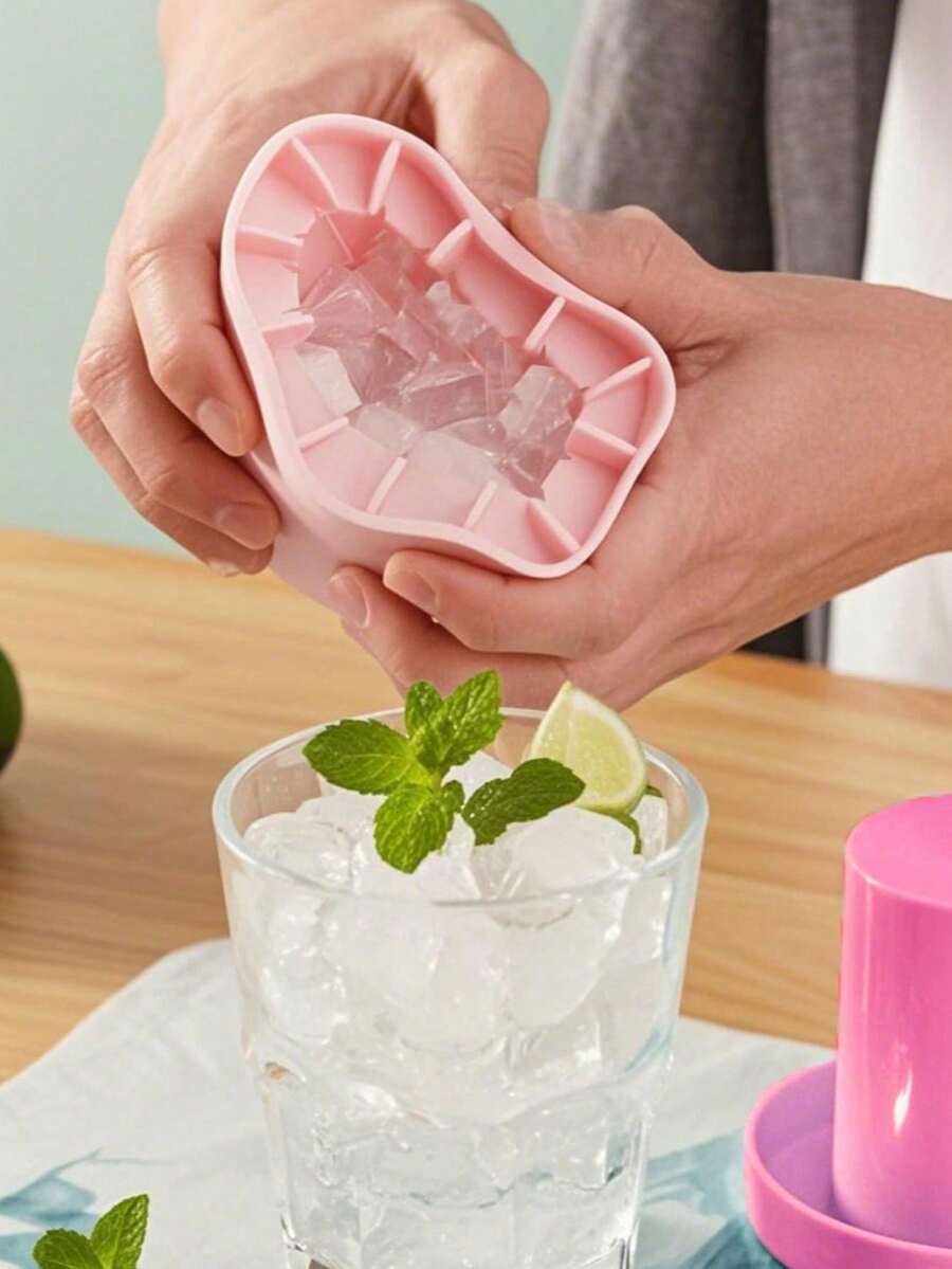 1个硅胶圆柱形冰格，减压冰盘，迷你制冰器，易脱模冰杯，便携式制冰器，可重复使用，适用于制作饮料、果汁、冰淇淋、鸡尾酒和咖啡。适合家庭、酒吧、俱乐部和户外夏季饮品，厨房用品，厨房配件，以及大学必备品。