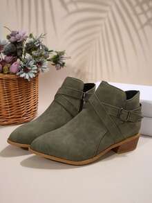 Botas de tobillo nuevas para mujer de otoño/invierno, botas de tobillo con tacón grueso de moda, botas medianas de uso exterior, botas de tobillo con hebilla cruzada de cuero patentado y cremallera lateral, botas de tobillo versátiles cómodas y sexys, botas de estilo universitario occidental con hebilla para uso en la oficina - Verde - Ver 4
