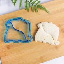Dinosaur-Themed Sandwich Cutter, DIY Bread Mold, Suitable For Lunch Box Decoration, Cute Dinosaur-Shaped Cake Mold, Bento Lunch Box Food Decoration