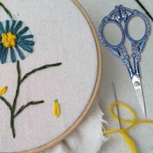 Sewing Embroidery Scissors Small Vintage Sharp Scissors – Small Vintage Sharp Detail Shears For Craft, Artwork, Needlework Yarn, Handicraft DIY Tool, Thread Snips, 4.6in Rainbow Bird Style