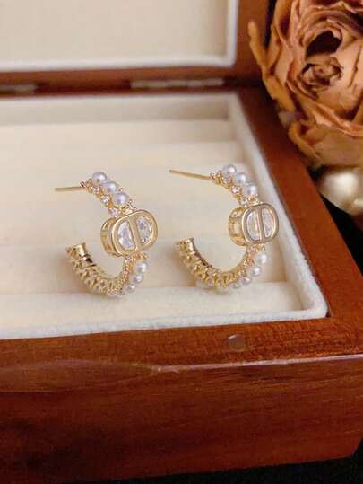 2pcs Luxury CD Pearl Hoop Earrings For Women, Minimalist Design, Versatile