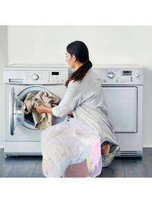 1/3件装洗衣网，适用于洗衣机的网状洗衣袋，大容量耐用旅行洗衣袋，带抽绳，可收纳衬衫、内衣、胸罩、袜子等，透气保护，适用于精致衣物，适用于滚筒洗衣机和波轮洗衣机，双缝线，抽绳封口，防止勾丝和缠绕，可将内衣、丝袜、运动胸罩、泳衣分开存放并保持清新，轻便可重复使用，是宿舍、健身房、旅行和春季大扫除的完美伴侣。 - 彩色 - 查看 4