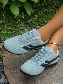 1 Pair Kids/Teens Outdoor Fashion Color Block Sports Shoes, Round Toe Flat Lace-Up Running Hiking Sneakers For Boys And Girls