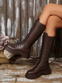 بوت ركوب طويلة جديدة للخريف/الشتاء ذات كعب سميك، بوت نسائية بأربطة وسحاب جانبي بطراز بانك، بوت بنية اللون