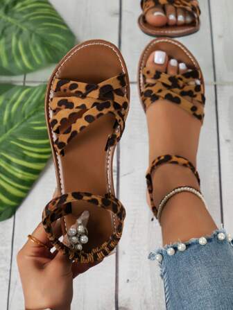 Women's Leopard Print Casual Round Toe Slip-On Criss-Cross Strap Flat Sandals, Plus Size