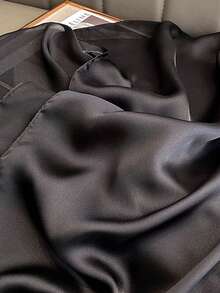 1 件女士纯色新款真丝简约优雅围巾，时尚百搭披肩，可遮盖沙滩防晒，适合日常搭配 - 香檳色 - 查看 7