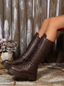 بوت ركوب طويلة جديدة للخريف/الشتاء ذات كعب سميك، بوت نسائية بأربطة وسحاب جانبي بطراز بانك، بوت بنية اللون