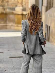 女士春秋季薄款格子套装，定制外套和阔腿裤，优雅时尚两件套办公服饰