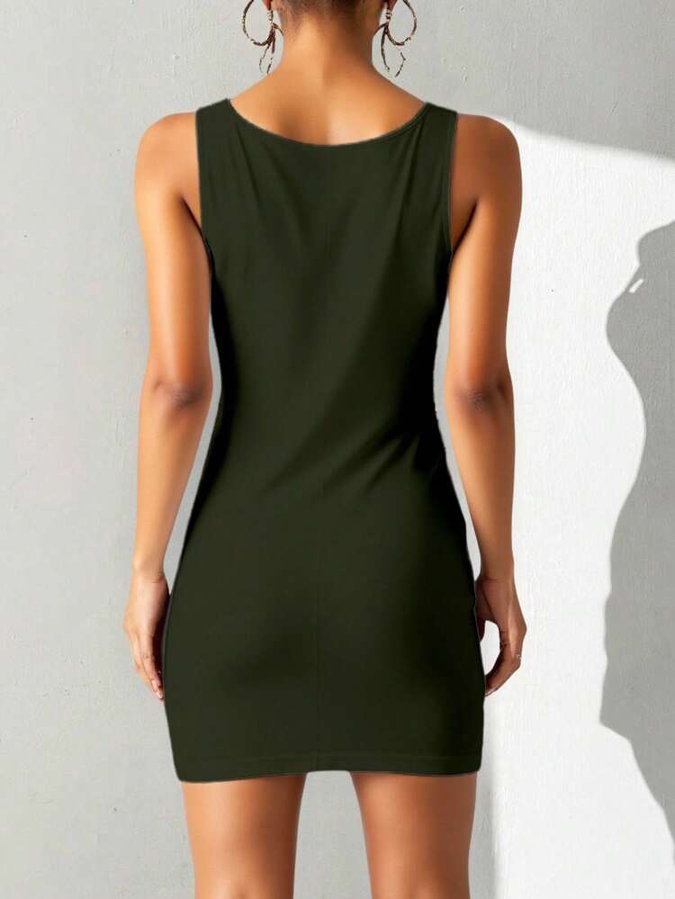 vestido dama, vestido sin mangas, vestido ajustado, vestido corto, moda femenina, outfit elegante, prenda cómoda, estilo moderno, vestido versátil, ropa para eventos casuales. - Verde militar - Añade 2
