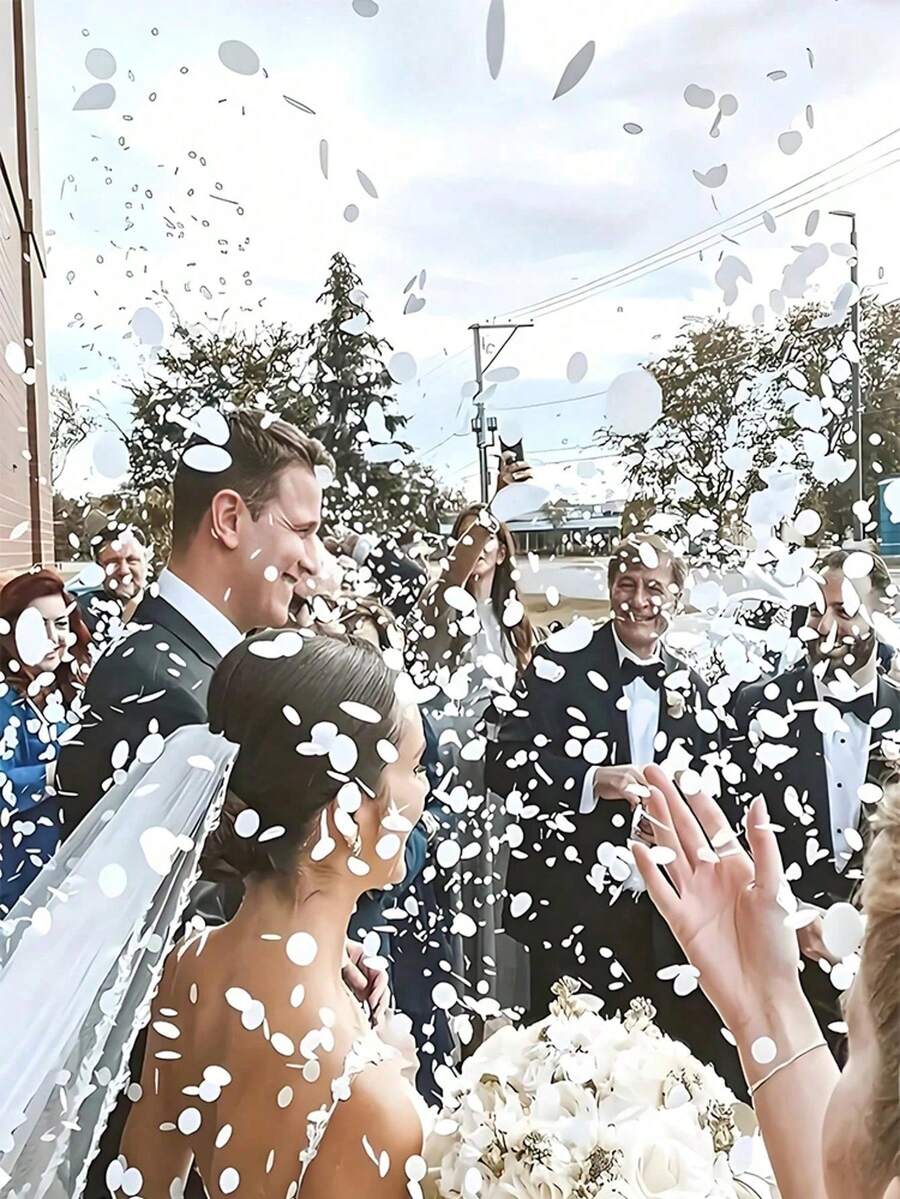 1000/3000pcs Heart-Shaped Confetti, Suitable For Bridal Shower Decor, Wedding Decor, Engagement Decor, Wedding Table Decor, Wedding Supplies, Party Decor, Engagement Party Decor, Wedding Party Favors, Confetti, Wedding Decor Party Favors, Room Decor, Bride - Multicolor - View 1