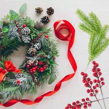 30pcs Artificial Pine Branches, Christmas Holly Berries, Artificial Red Berry Stems For Christmas Wreath Decorations Xmas Tree Decoration