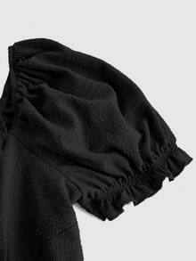 Truni Elyhuante_03 Plus Size Short Puff Sleeve Dress With Bow Tie Back, Summer,Graduation Dress, For Pear Triangle Body Shape - Black - View 6