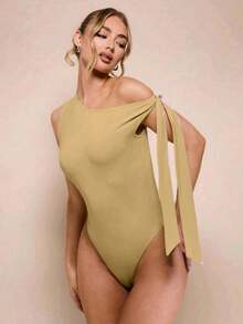 Women's Bodysuit With Tie Bow And Asymmetrical Neckline, Sleeveless, Ideal For Romantic Dates, Casual, Vacation And Summer - 米色 - 查看 1
