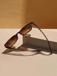 1pair Leopard Print Frame Fashion Glasses For Outdoor Shades Beach Accessories Beach Accessories For Women Glasses Shades Basics Fall Winter Women Outfits Clothes Business Casual Gifts Leopard Color Blocking Boho Vacay Vacay Vibes For Summer Beach Vacation, Outdoor, Travel Leopard Tortoise Shell Bohemia Style Oversized Square Frame For Vacation, Beach, Travel - 彩色 - 查看 4