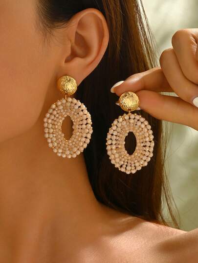 1 Paar handgefertigte große Creolen mit Perlen, einzigartiger luxuriöser bunter Kristall-Kreis-Ohrringe, geeignet für den täglichen und festlichen Gebrauch von Frauen (Handgewebte Samenperlenfarbe und -position zufällig)