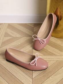 European & American Fashion Solid Color Ballet Bowknot Flat Shoes, Outdoor Spring/Autumn Ladies Slip-On Soft Leather Flat Shoes