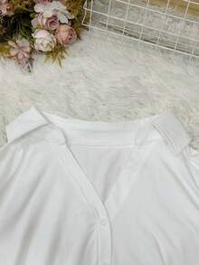 Áo sơ mi nữ cỡ lớn thanh lịch mới, màu trắng trơn, kiểu dáng rộng rãi, cài cúc, phong cách thường ngày, thích hợp cho mùa hè. - trắng - Xem 3