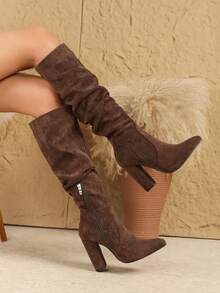 Wysokie buty typu tuba w jednolitym kolorze w stylu europejskim i amerykańskim, nowe buty na jesień/zimę z noskiem w szpic, na grubym obcasie, w jednolitym kolorze, buty na imprezę w klubie nocnym w stylu zachodnim, z bocznym zamkiem i metalowymi oczkami (sugerujemy zamówienie rozmiaru mniejszego) - Brązowy - Zobacz 9