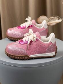 Este par de zapatos deportivos de moda para niños presenta un diseño de corte de color, lo que los hace versátiles y prácticos para que los niños y niñas los usen en actividades al aire libre, compras y viajes. Como zapato deportivo para estudiantes, es una opción ideal para que los niños y niñas los usen en los deportes del campus. - Rosa - Ver 3