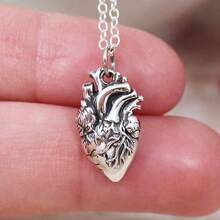 1 Piece Fashion Necklace For Women Gothic Anatomical Heart Pendant Necklace Retro Heart Hip Hop Necklace Punk Style Necklace Fine Jewelry Suitable For Daily Party Birthday Halloween Gift Etc - 復古解剖學心臟吊墜項鍊 - 查看 4