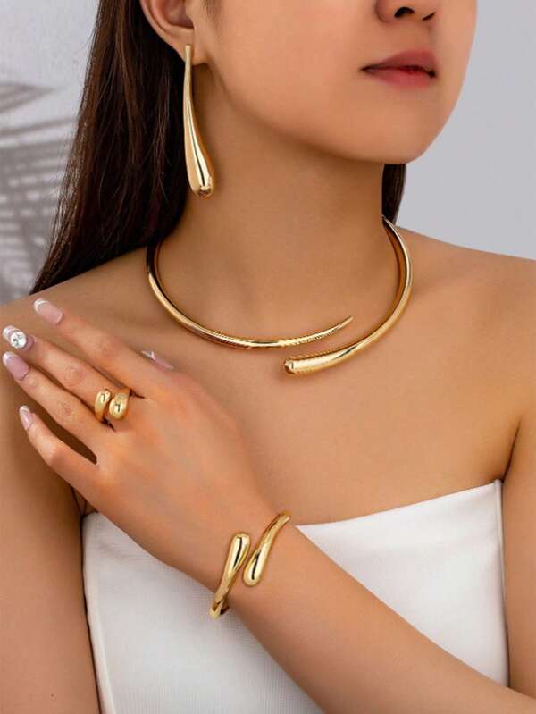 5pcs Jewelry Set Including Cuff, Choker Necklace, Chunky Ring, Bracelet, Drop Earrings, Simple & Versatile Gold-Tone Jewelry Gift For Women