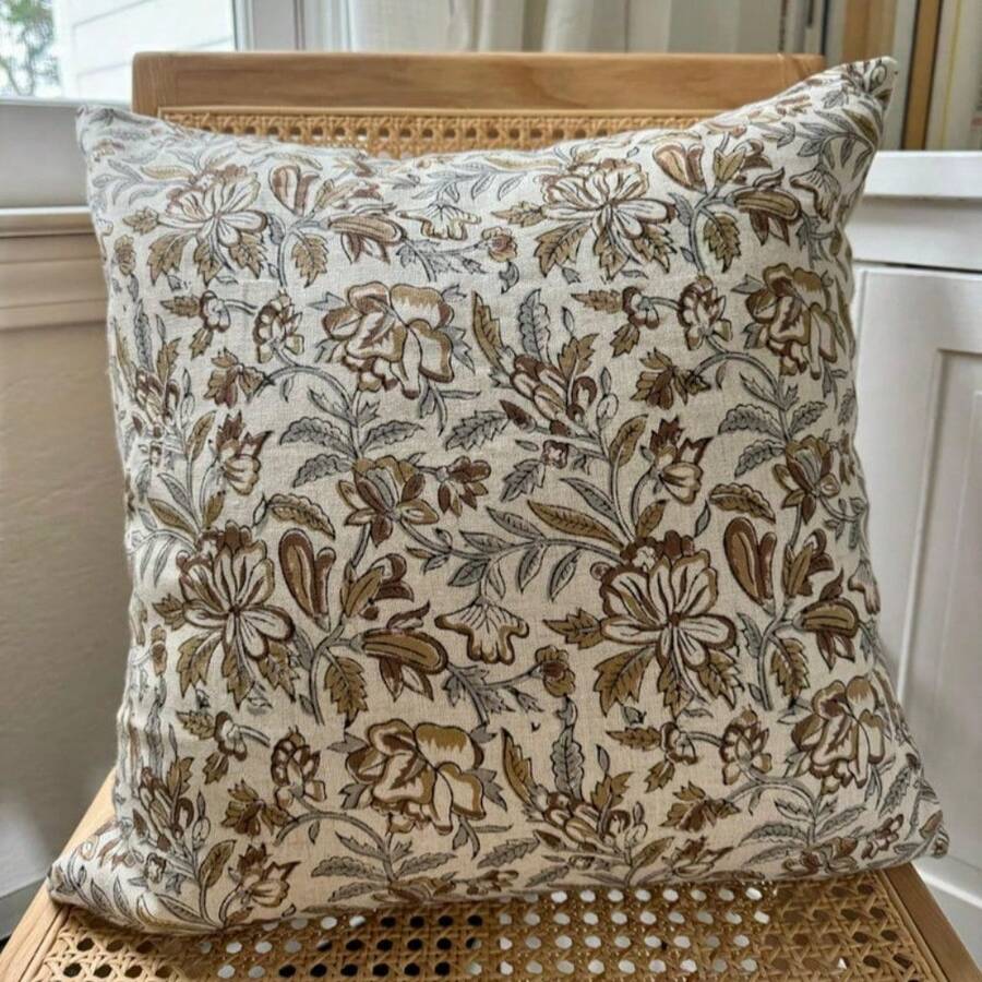 1pcs Local Warehouse Floral Throw Pillow Cover Brown Fall Pillow Case Automn Flower Decorative Pillowcase Outdoor Square Cushion Cover Home Decor For Sofa Couch Bedroom Living Room 18x18 Inches Housewarming Gift Home Decor Single-Sided Printed Without Zipper - 18x18 英寸 - 查看 1