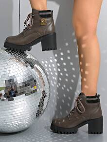 女式粗跟亮面皮革户外防水厚底靴，休闲运动，仿双层袜子装饰